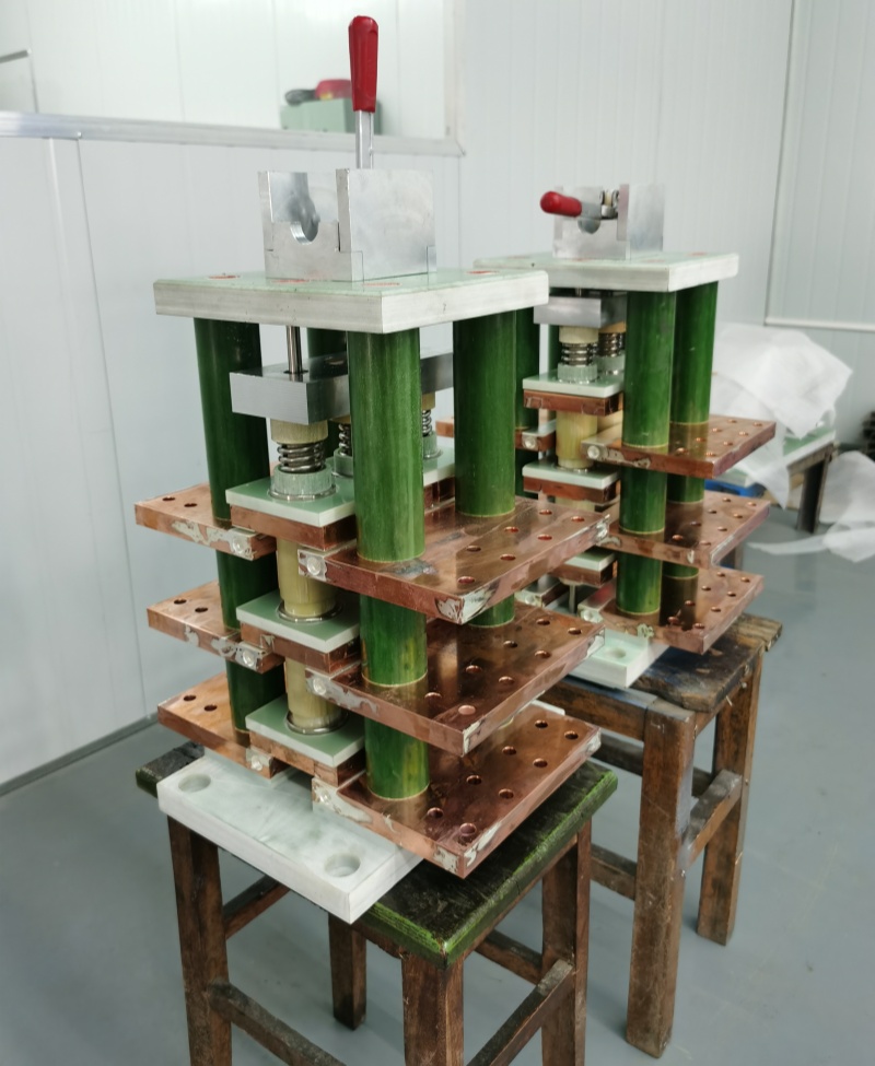 大電流隔離開(kāi)關(guān)